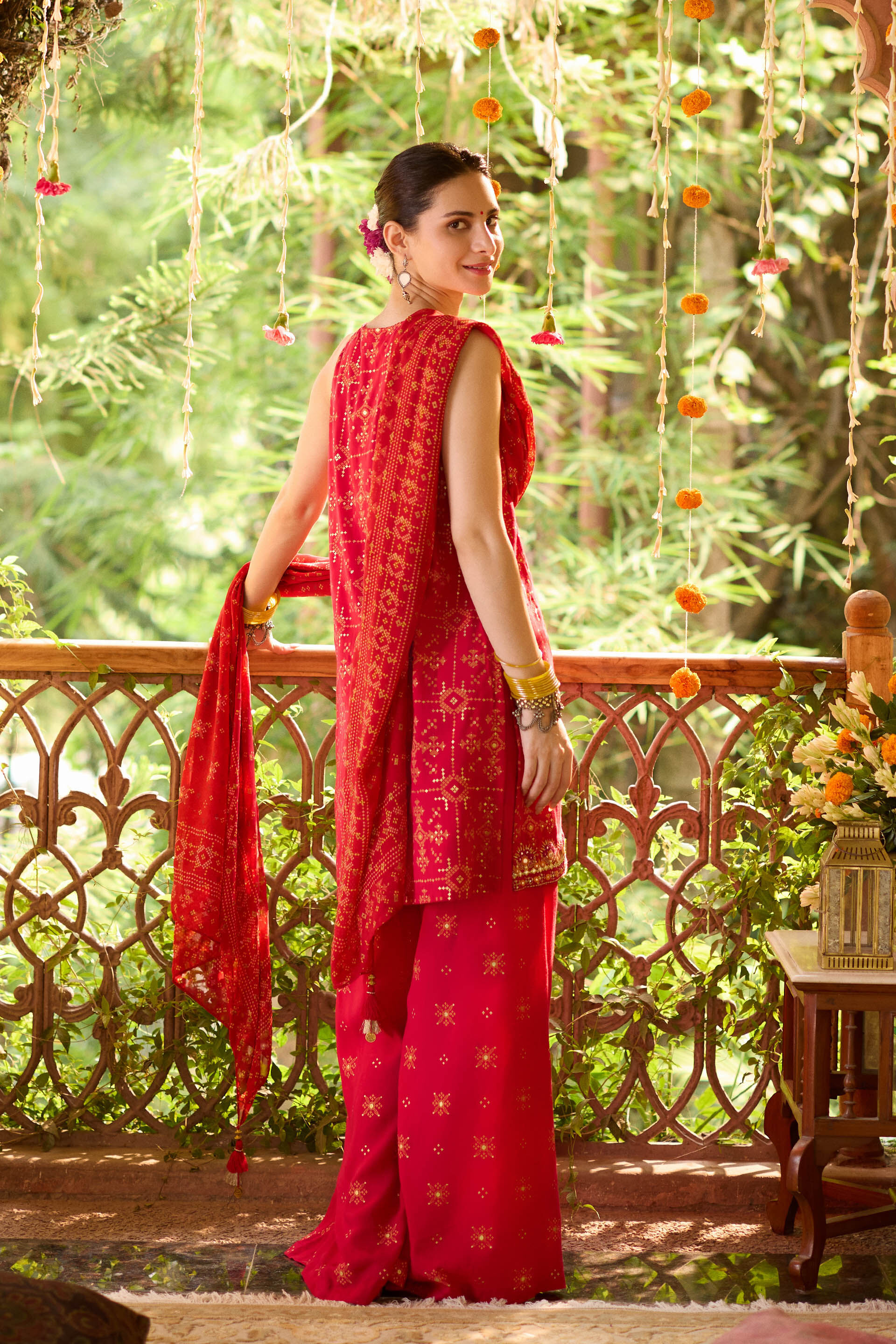 Lashkara Laal Kurta Set, Red, image 2